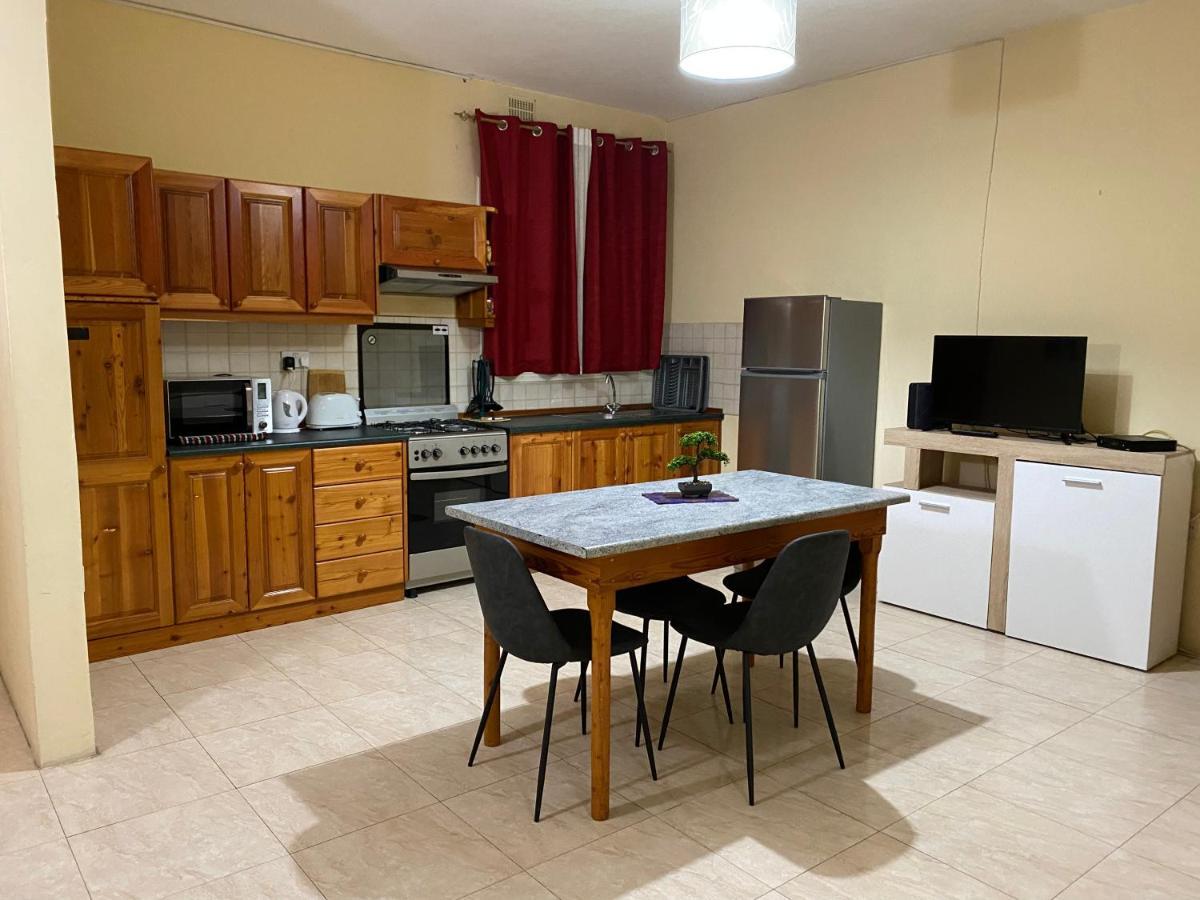 Gozo Belle Mare Apartments Marsalforn Eksteriør bilde