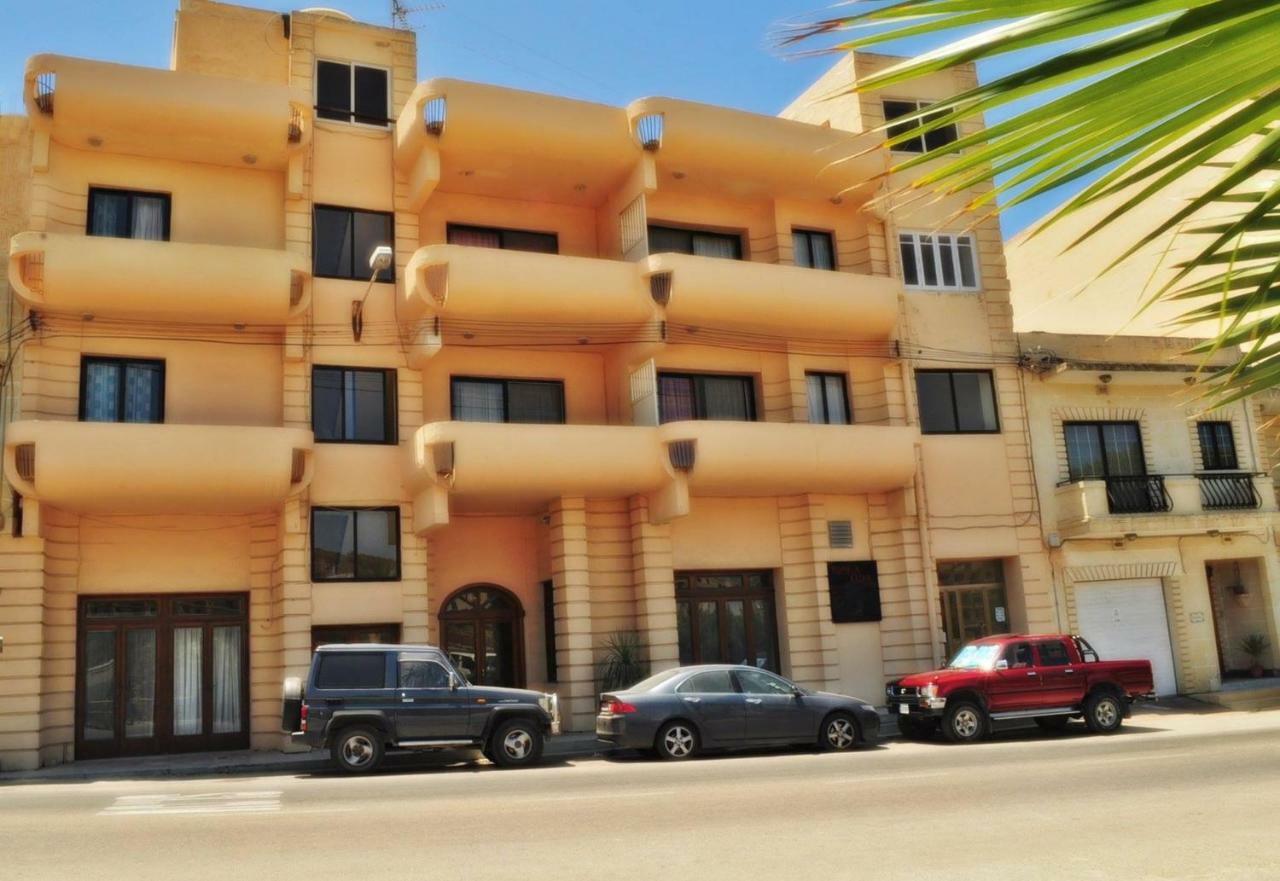Gozo Belle Mare Apartments Marsalforn Eksteriør bilde
